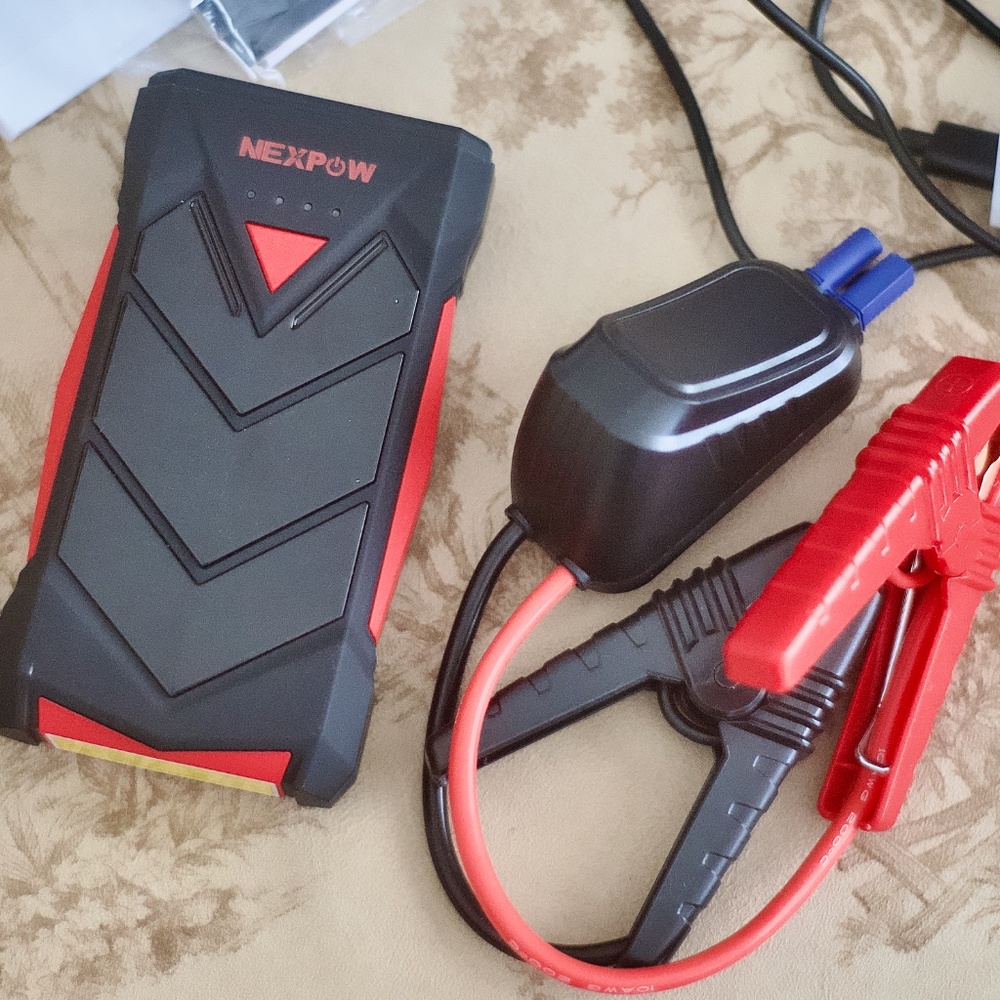 NexPow Car Jump Starter Power Bank - open box
